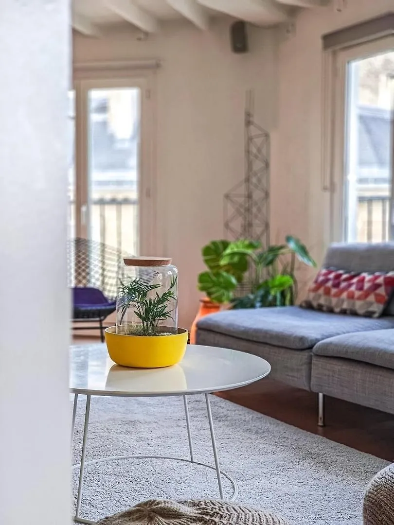 Saint-germain-des-pres Story Apartment