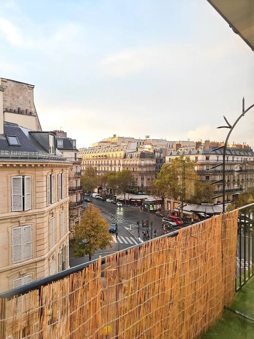 Saint-germain-des-pres Story Paříž